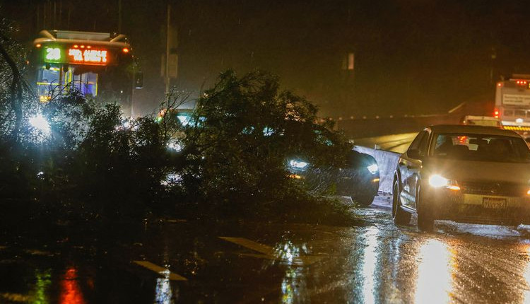 Thousands without power due to storm in California – Polimer News – Tamil News |  Latest Tamil News |  Tamil News Online