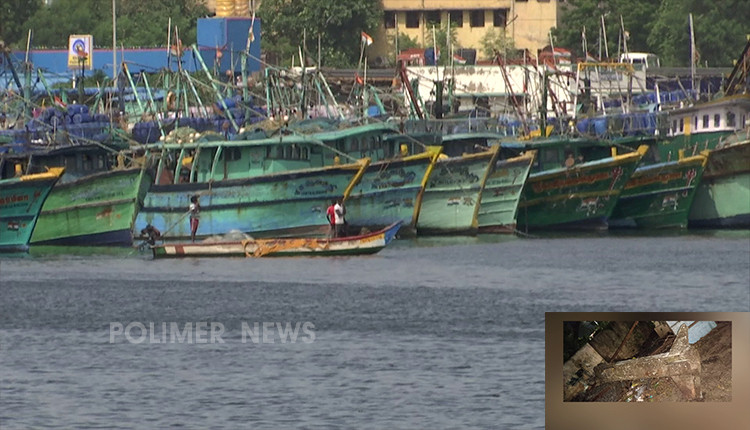 சென்னையில் மீனவர் வலையில் சிக்கிய ராக்கெட் லாஞ்சரின் உதிரிபாகம்