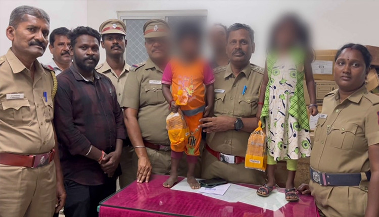 அரசு மருத்துவமனையில் ஆதரவின்றி சுற்றிய இரு குழந்தைகள்